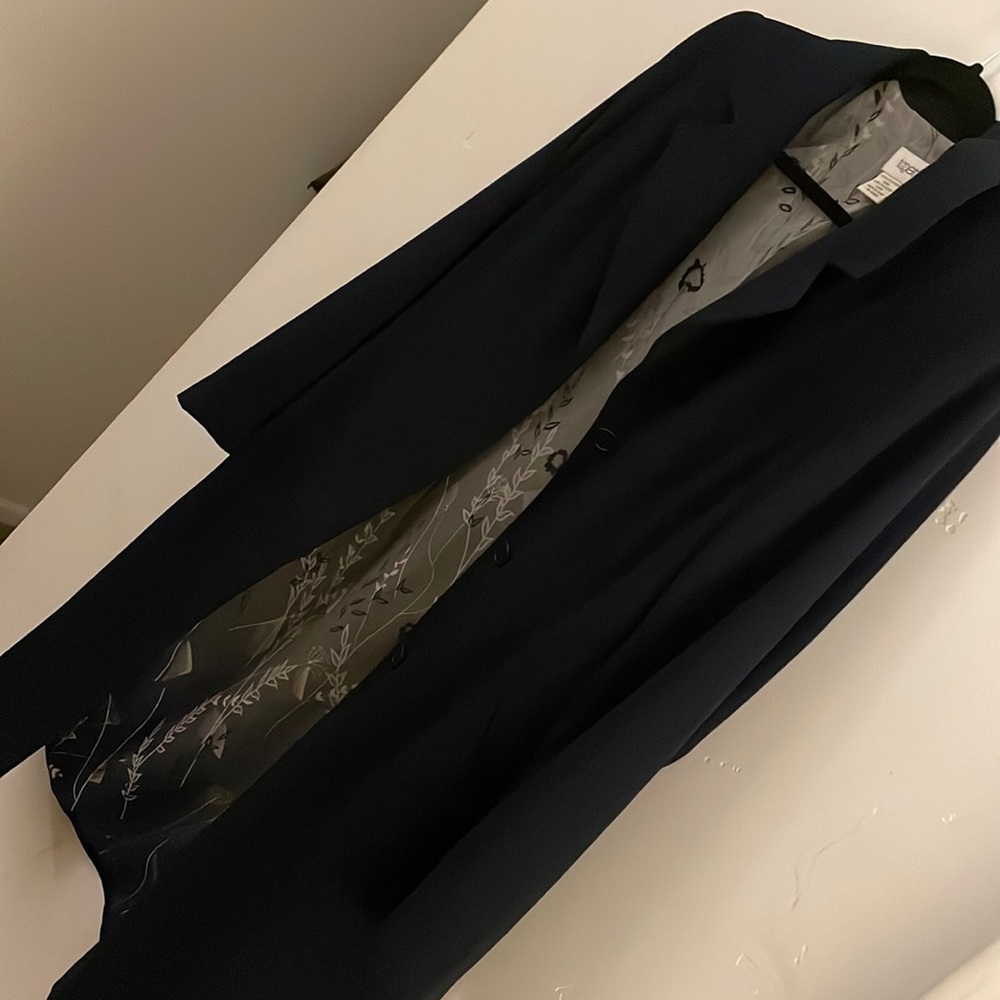 Long navy blazer